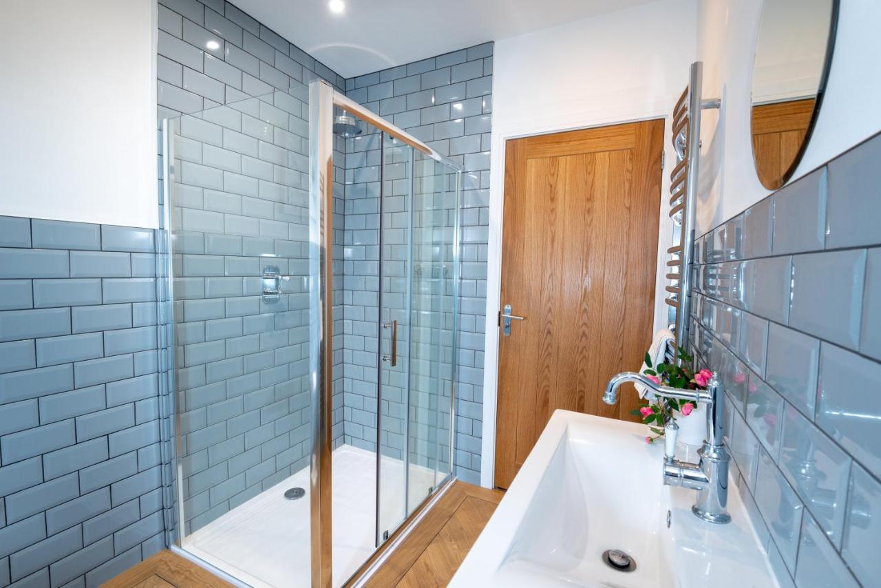 Lola'S Loft With Lake Views - Central Bowness - Pet Friendly Esterno foto