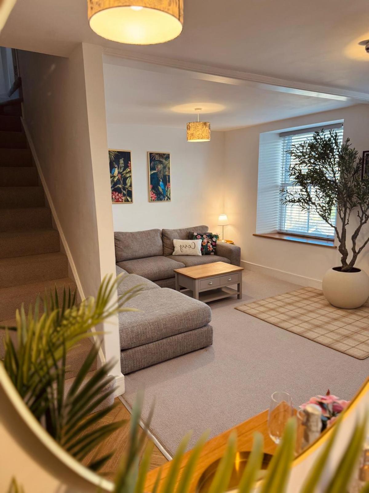 Lola'S Loft With Lake Views - Central Bowness - Pet Friendly Esterno foto